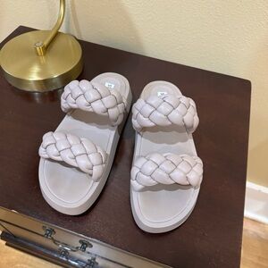Steven Madden Hillary Sandals Size 8